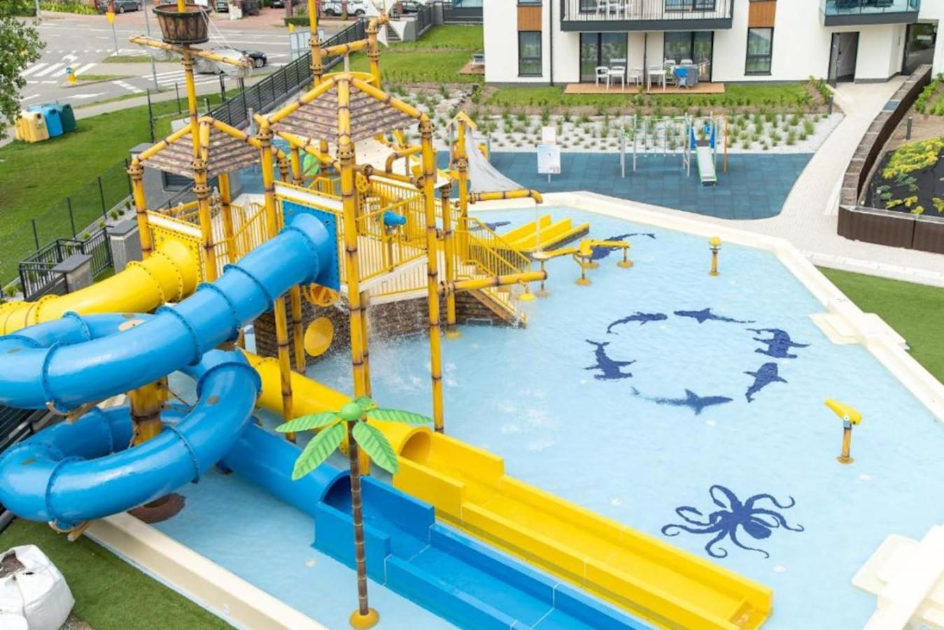 Bel Mare Resort Apartment With Parking By Noclegi Renters เมียนซิดดรอแย ภายนอก รูปภาพ